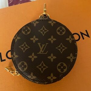 Authentic LV coin purse